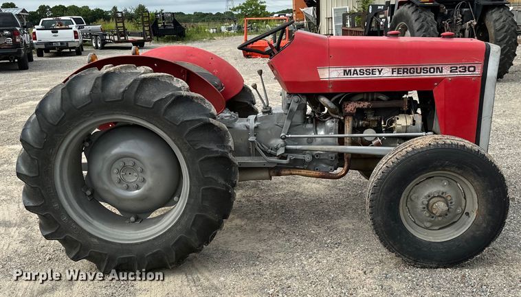 image for item EH4002 Massey Ferguson  230 tractor