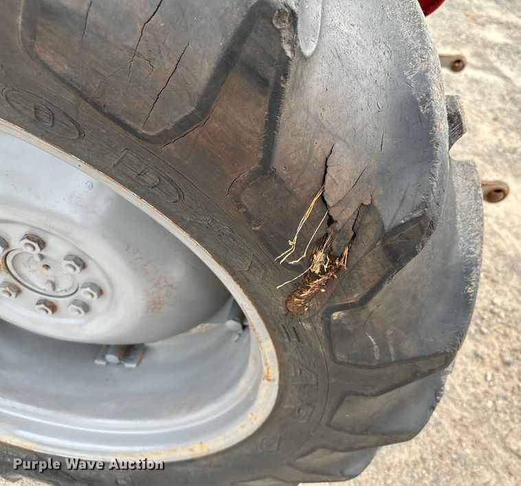 image for item EH4002 Massey Ferguson  230 tractor