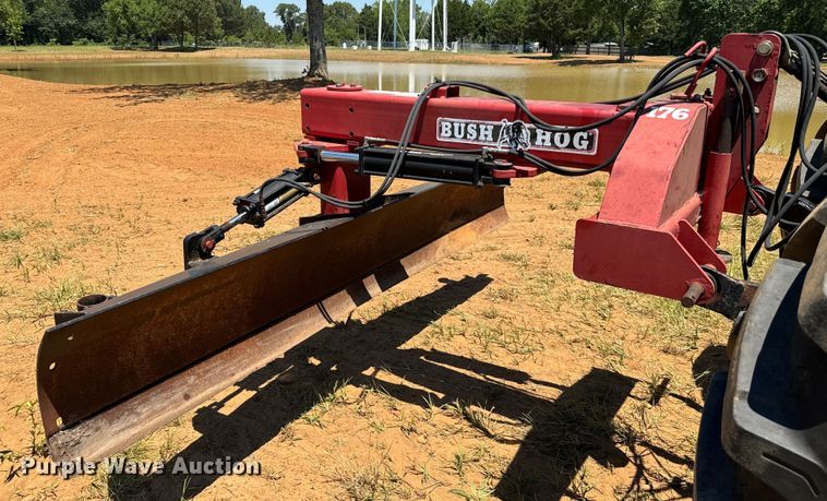 image for item EH4010 Bush Hog 176 3-way blade