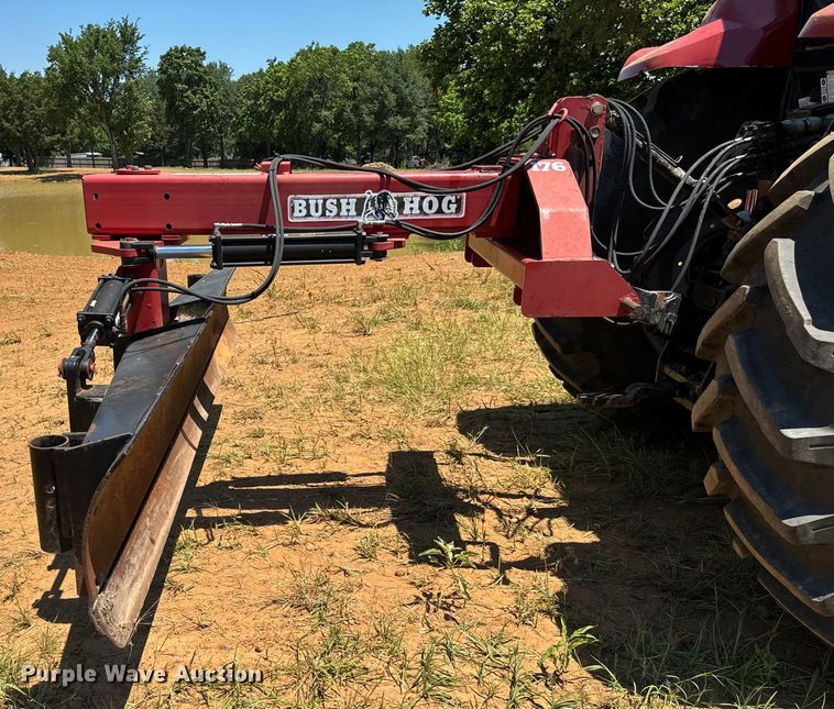 image for item EH4010 Bush Hog 176 3-way blade