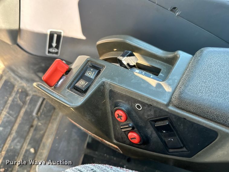 image for item EH4011 Kubota M6 141 MFWD tractor