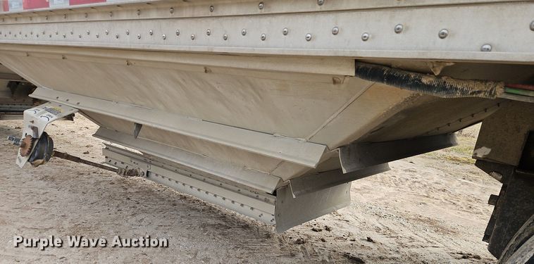 image for item EI3536 2011 Wilson DWH-551 grain trailer