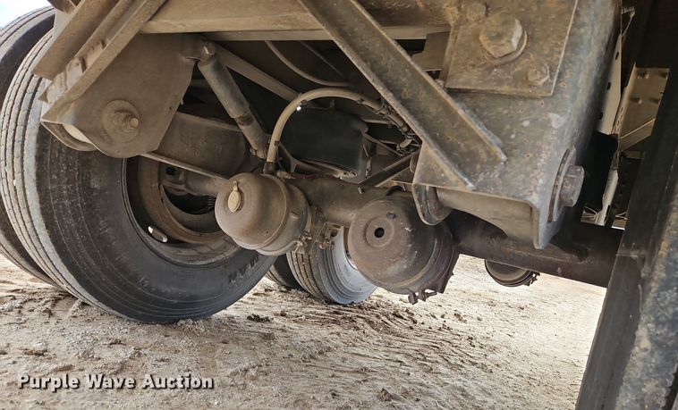 image for item EI3536 2011 Wilson DWH-551 grain trailer