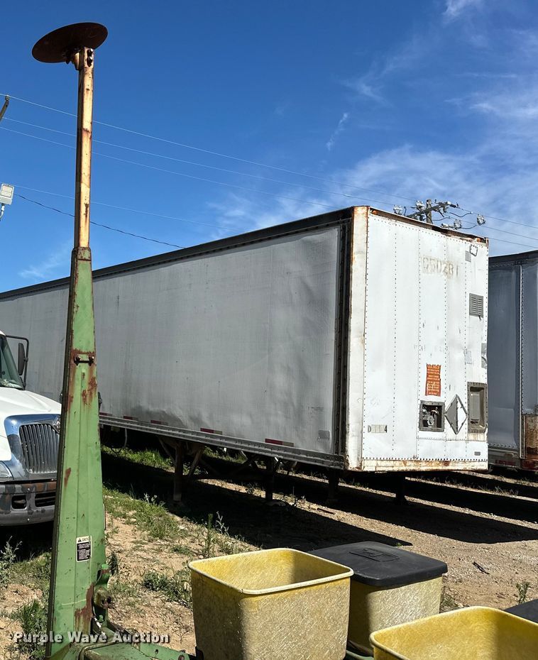 image for item EJ4341 John Deere  P7100 planter