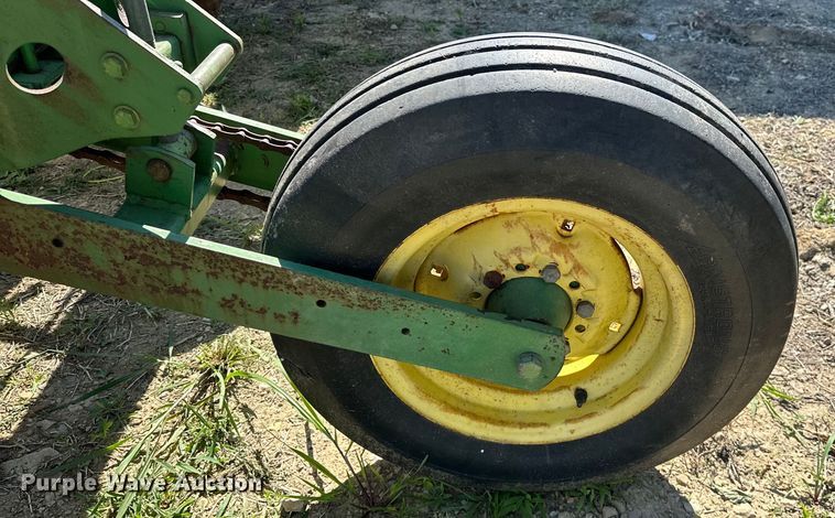 image for item EJ4341 John Deere  P7100 planter