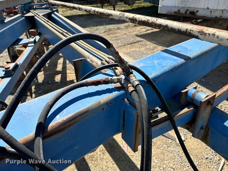 image for item EJ4342 DMI 900 Series Hydra Wide seven bottom plow