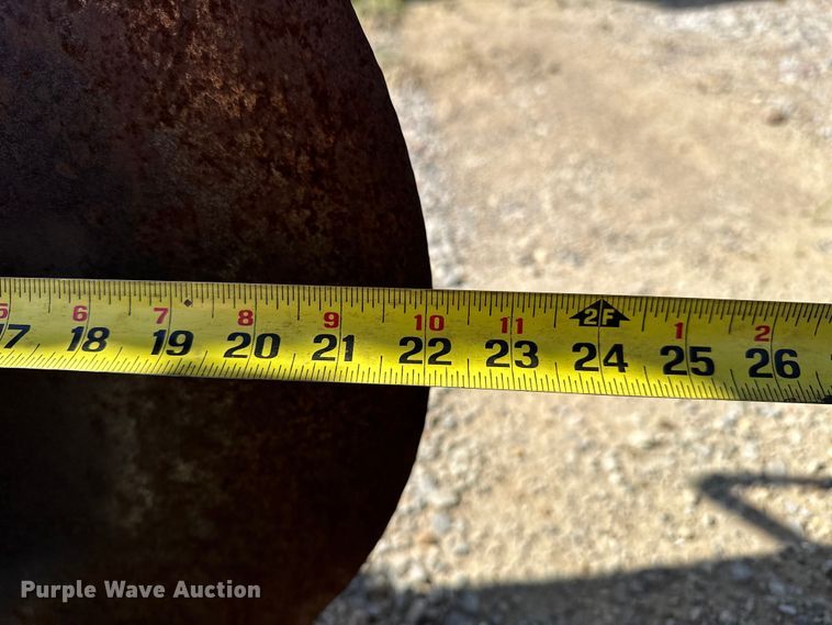 image for item EJ4342 DMI 900 Series Hydra Wide seven bottom plow