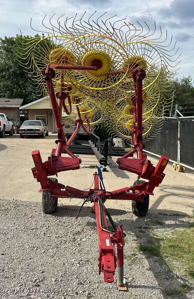 image for item EJ4346 Hay rake