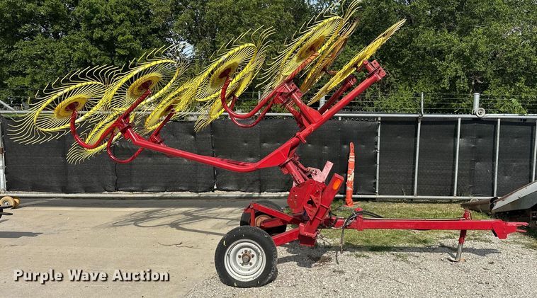 image for item EJ4346 Hay rake