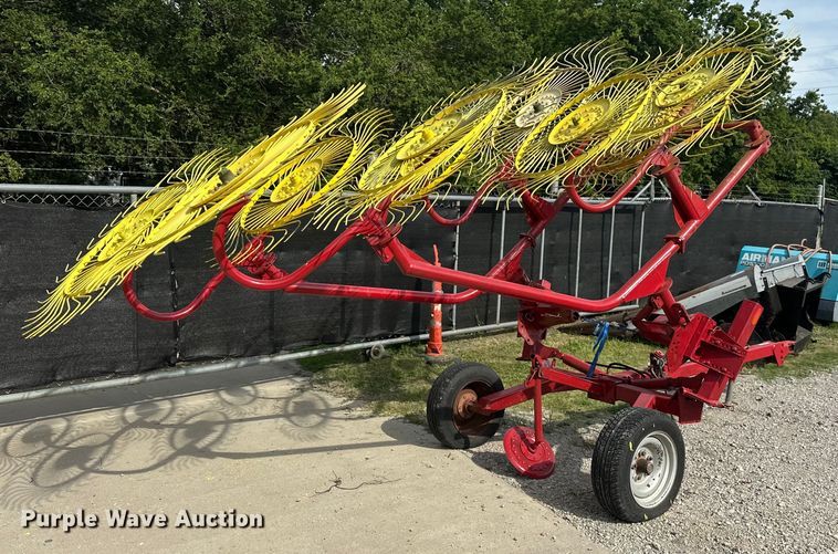 image for item EJ4346 Hay rake