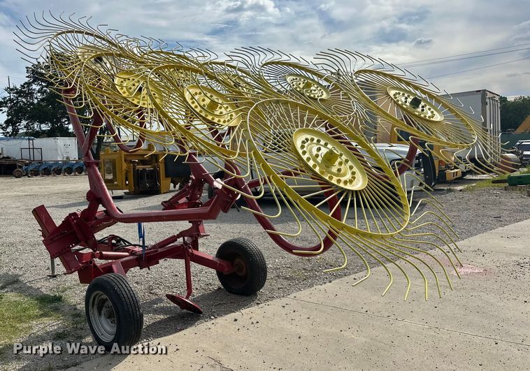 image for item EJ4346 Hay rake