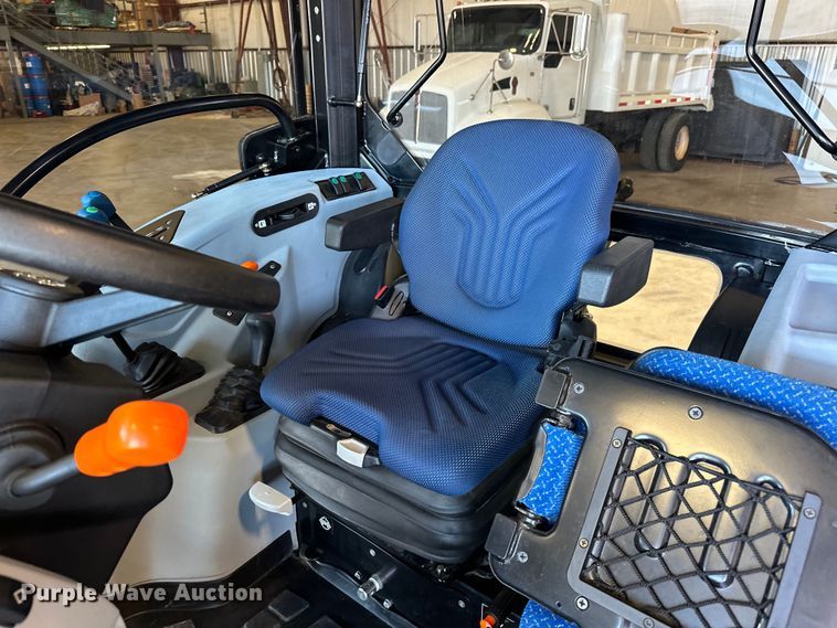 image for item EJ4354 2021 New Holland  Workmaster 65 MFWD tractor