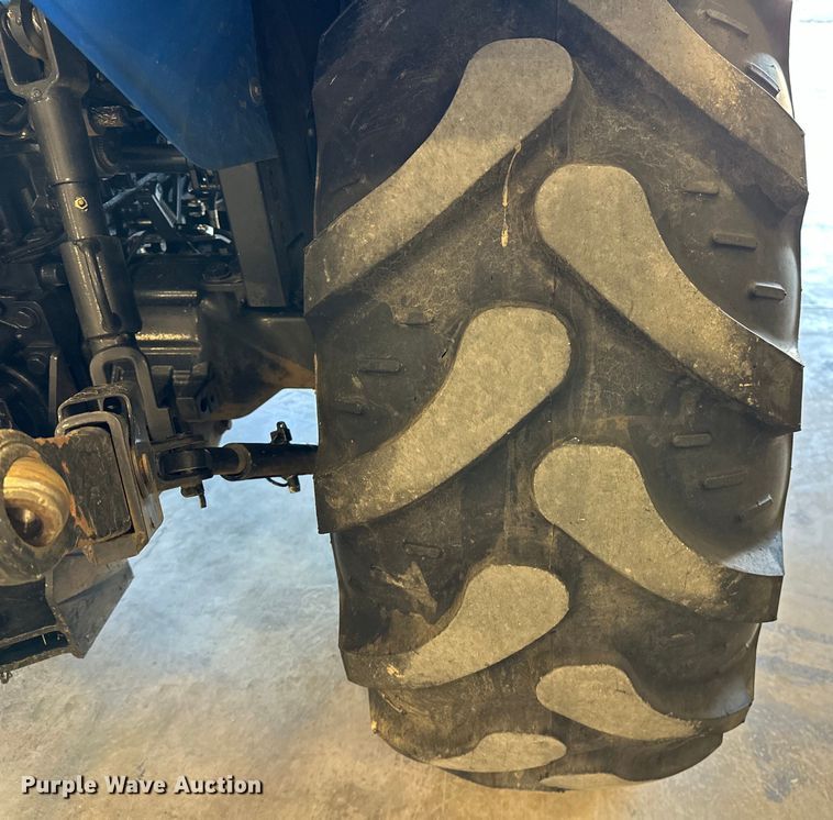 image for item EJ4354 2021 New Holland  Workmaster 65 MFWD tractor