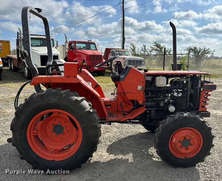 image for item EJ4369 1991 Kubota L2650DT-7 MFWD tractor