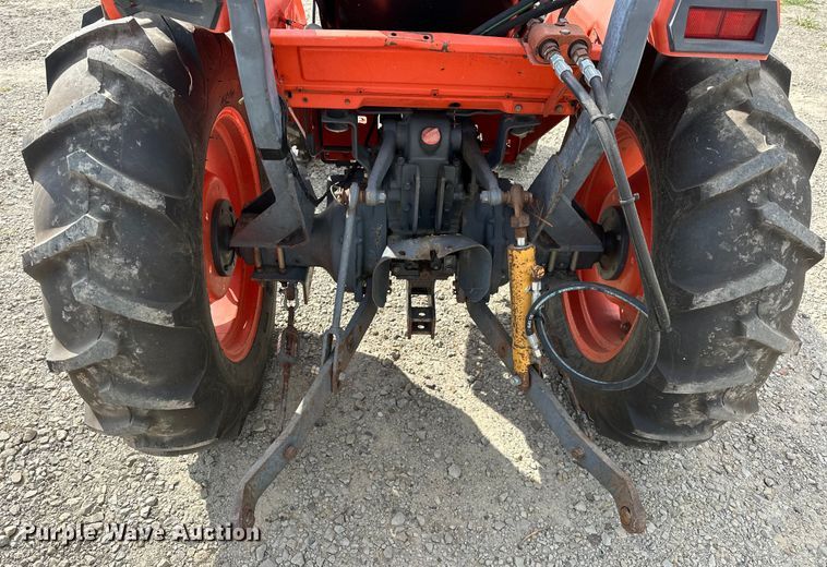 image for item EJ4369 1991 Kubota L2650DT-7 MFWD tractor