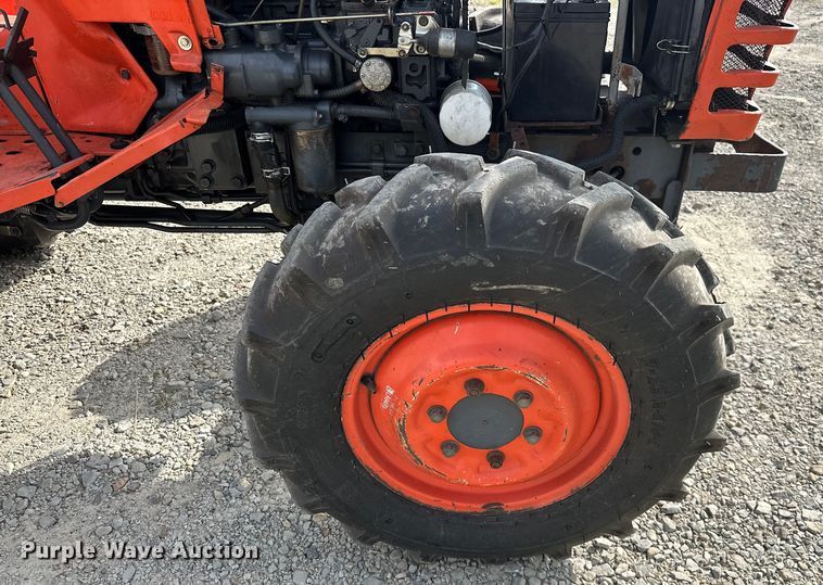 image for item EJ4369 1991 Kubota L2650DT-7 MFWD tractor