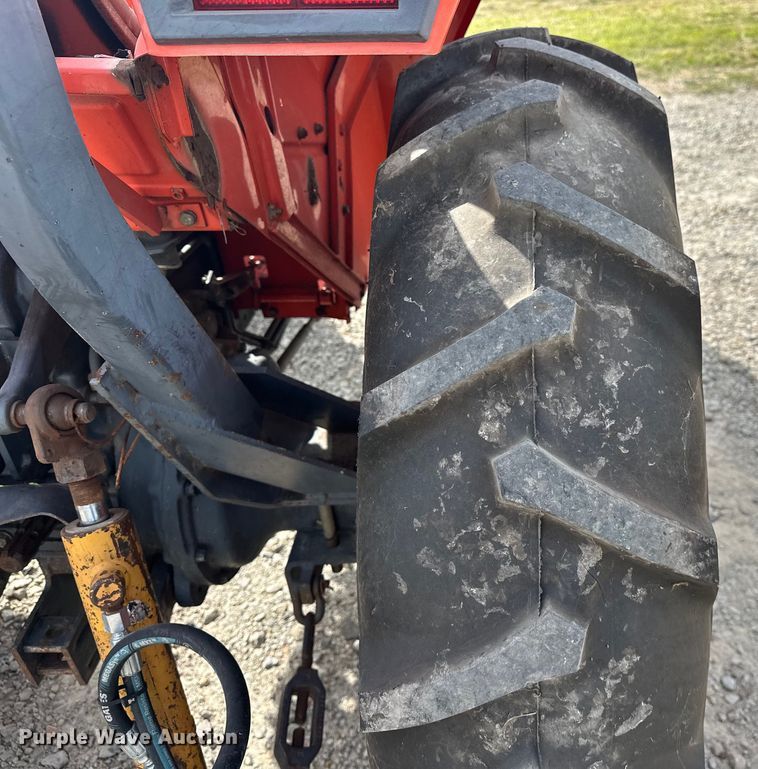 image for item EJ4369 1991 Kubota L2650DT-7 MFWD tractor