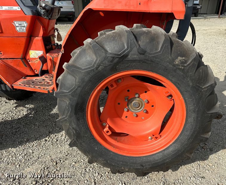 image for item EJ4369 1991 Kubota L2650DT-7 MFWD tractor