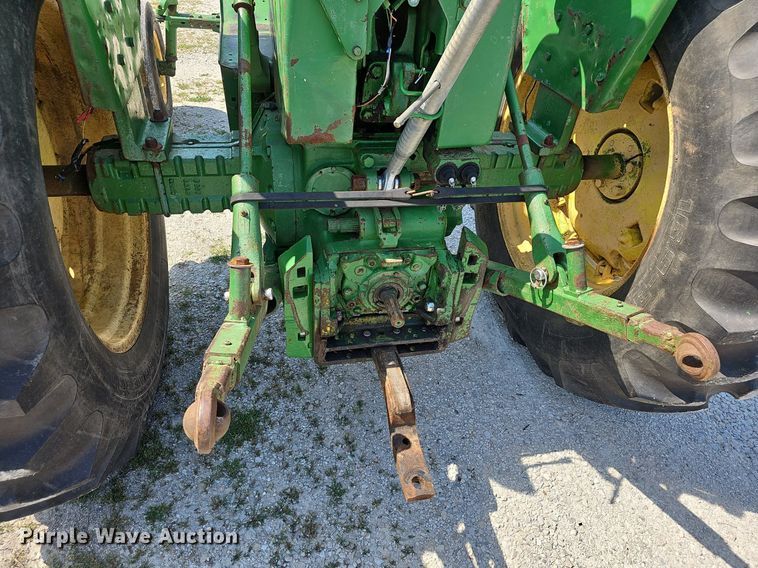 image for item EJ5676 1966 John Deere  3020 tractor