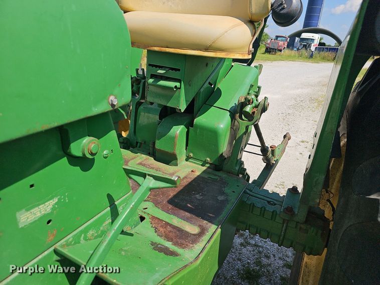 image for item EJ5676 1966 John Deere  3020 tractor