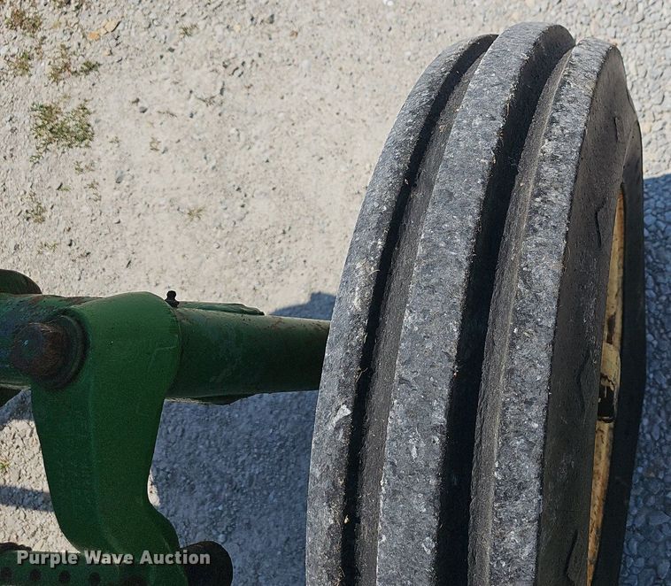 image for item EJ5676 1966 John Deere  3020 tractor