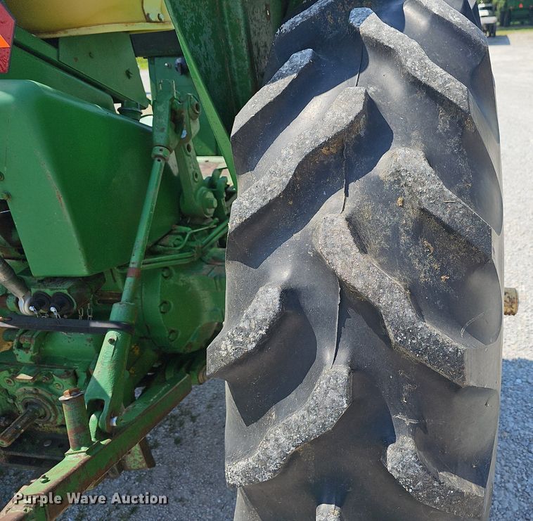 image for item EJ5676 1966 John Deere  3020 tractor