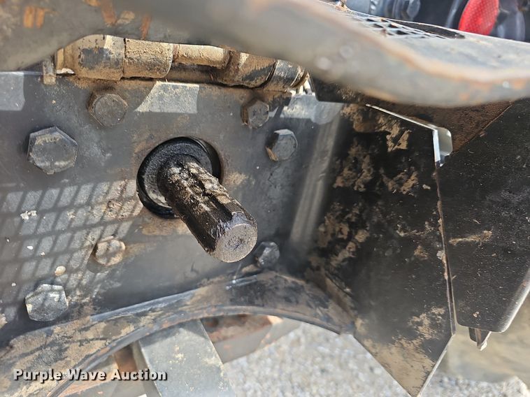 image for item EJ5689 1998 Massey-Ferguson  4225 tractor