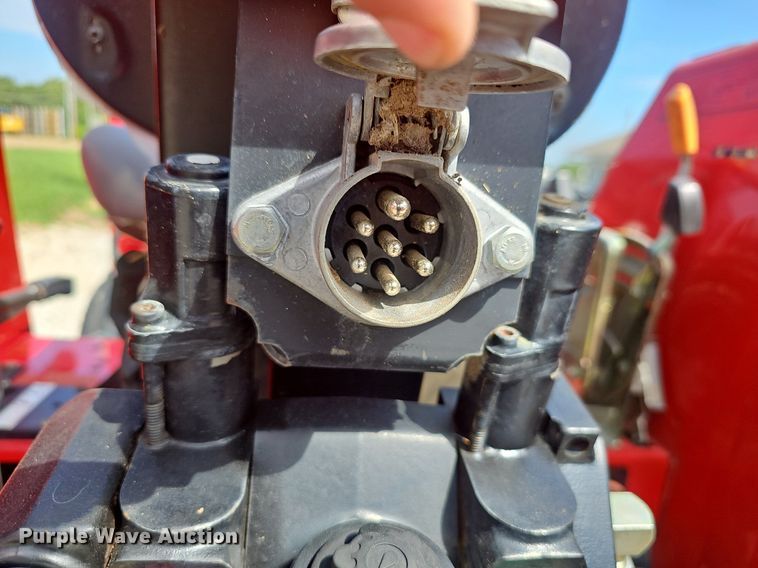 image for item EJ5689 1998 Massey-Ferguson  4225 tractor