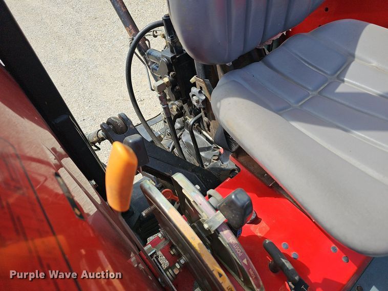 image for item EJ5689 1998 Massey-Ferguson  4225 tractor