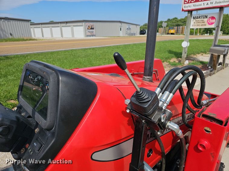 image for item EJ5689 1998 Massey-Ferguson  4225 tractor