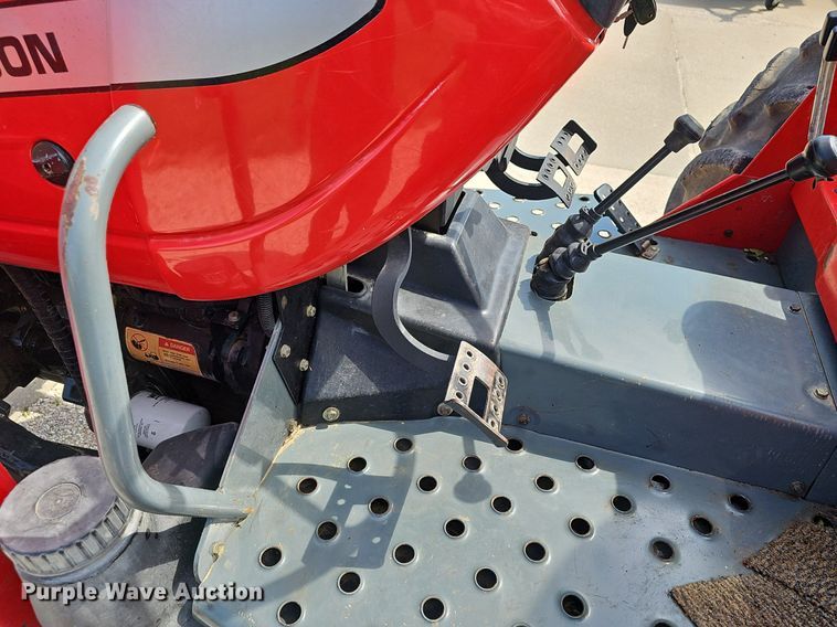 image for item EJ5689 1998 Massey-Ferguson  4225 tractor