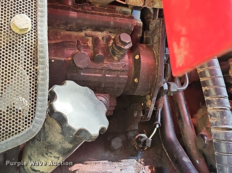 image for item EJ5689 1998 Massey-Ferguson  4225 tractor