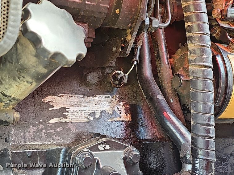 image for item EJ5689 1998 Massey-Ferguson  4225 tractor