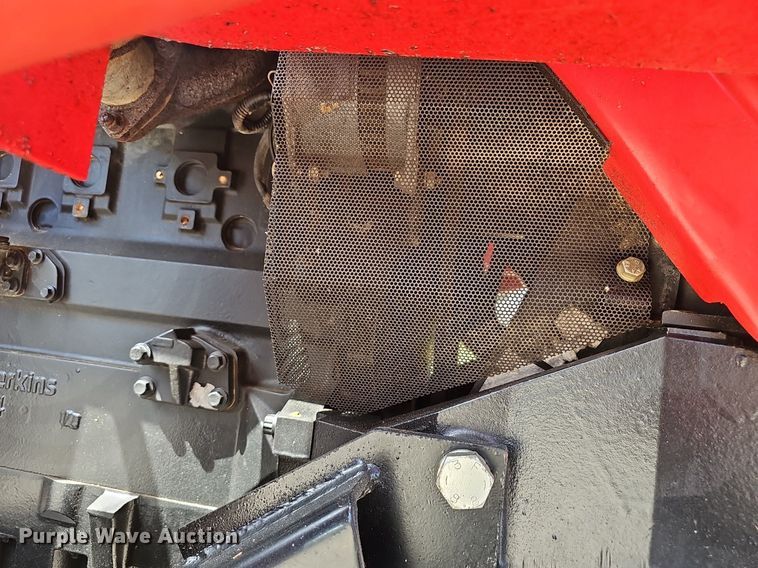 image for item EJ5689 1998 Massey-Ferguson  4225 tractor