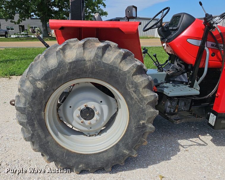 image for item EJ5689 1998 Massey-Ferguson  4225 tractor