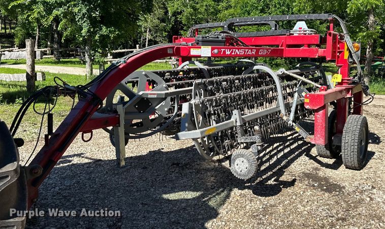 image for item EJ6855 Northstar Twinstar 2030G3-7 hay rake