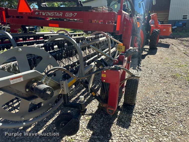 image for item EJ6855 Northstar Twinstar 2030G3-7 hay rake