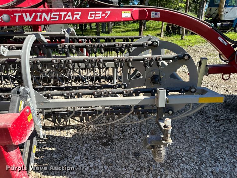 image for item EJ6855 Northstar Twinstar 2030G3-7 hay rake