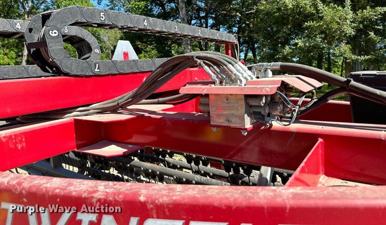 image for item EJ6855 Northstar Twinstar 2030G3-7 hay rake