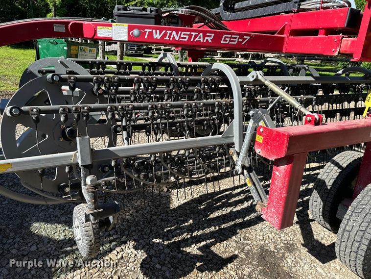 image for item EJ6855 Northstar Twinstar 2030G3-7 hay rake