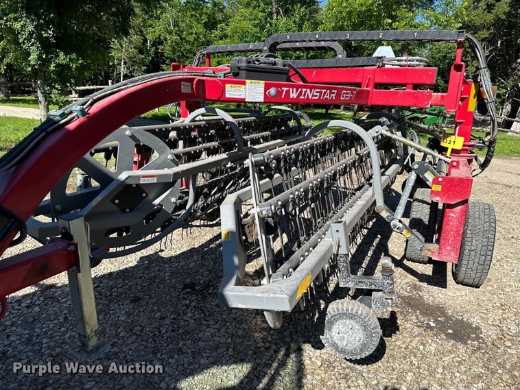 image for item EJ6855 Northstar Twinstar 2030G3-7 hay rake