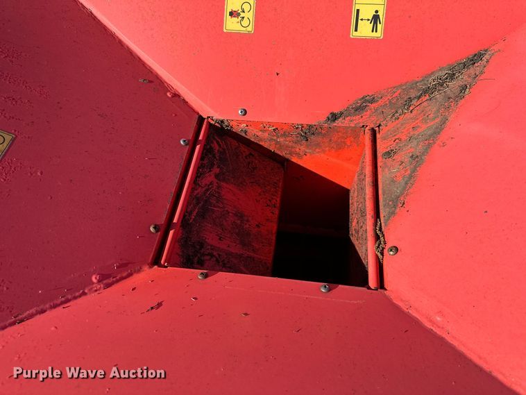 Wallenstein BXM42 wood chipper in LaCygne, KS Item EJ6859 for sale