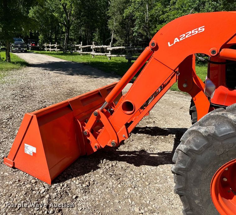 image for item EJ6862 2021 Kubota  M6-131 MFWD tractor