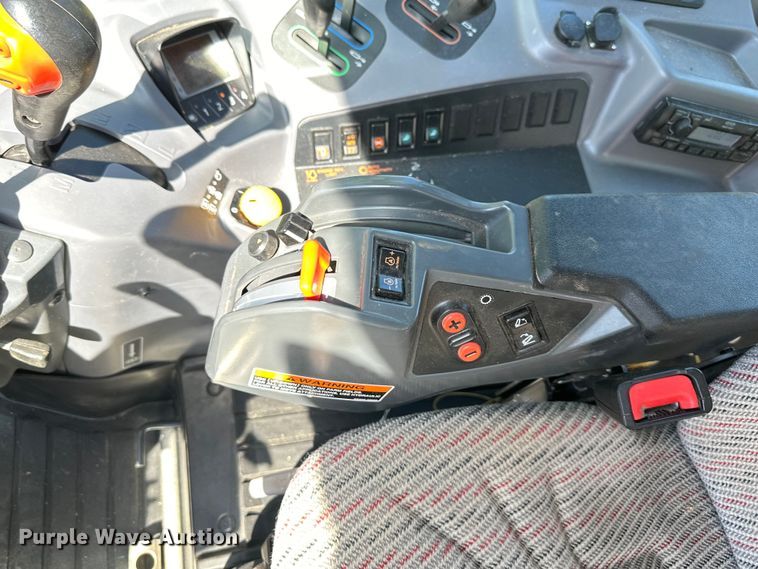 image for item EJ6862 2021 Kubota  M6-131 MFWD tractor