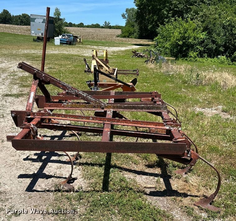 image for item EJ6872 Field cultivator