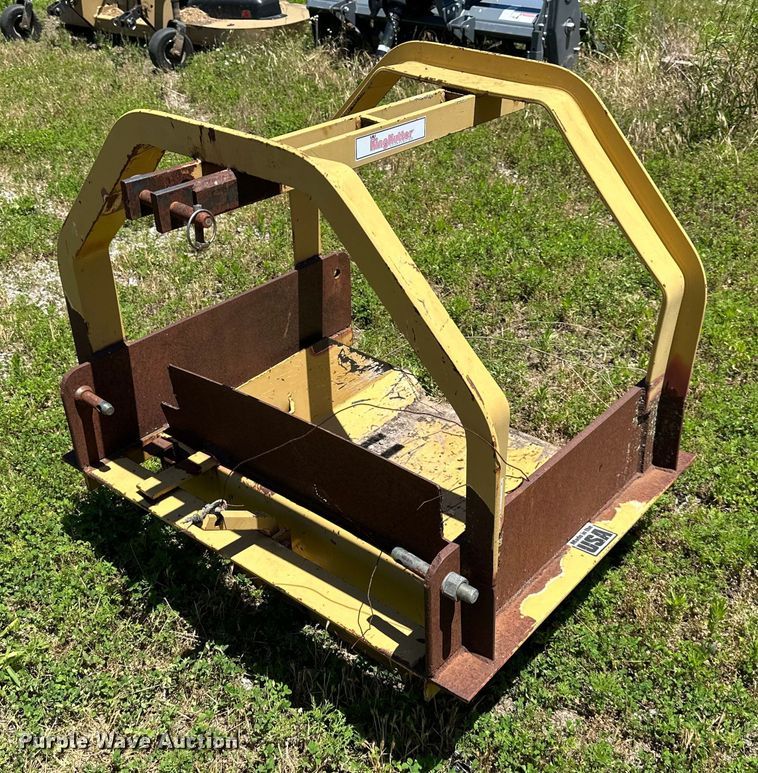 image for item EJ6876 King Kutter dirt scoop