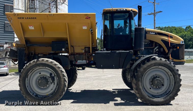 image for item EK8633 2015 RoGator RG900B spreader