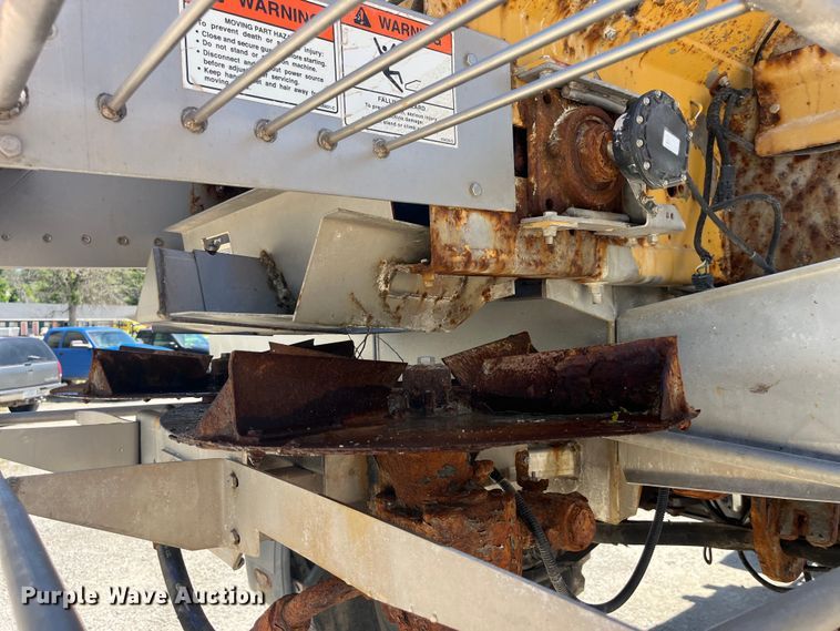 image for item EK8633 2015 RoGator RG900B spreader