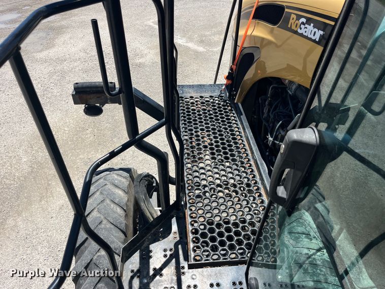 image for item EK8633 2015 RoGator RG900B spreader