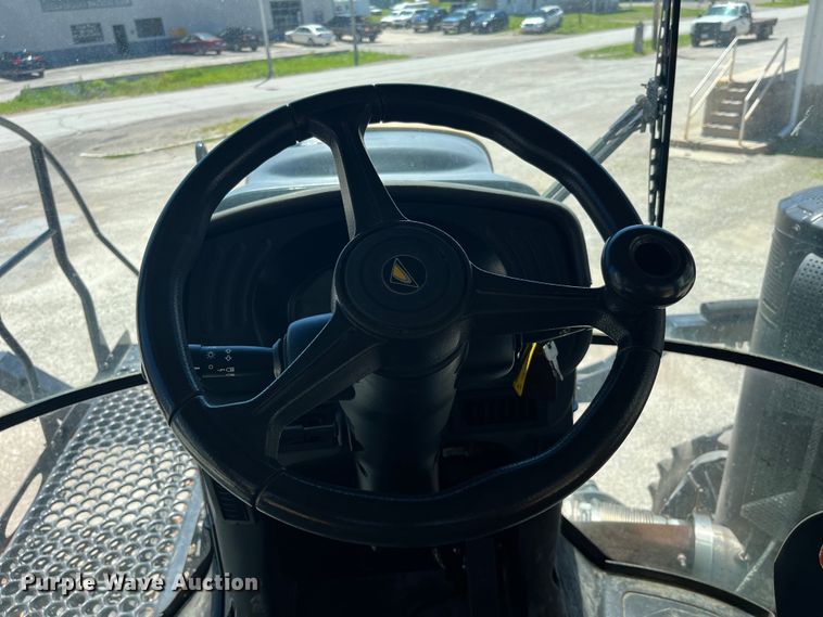 image for item EK8633 2015 RoGator RG900B spreader